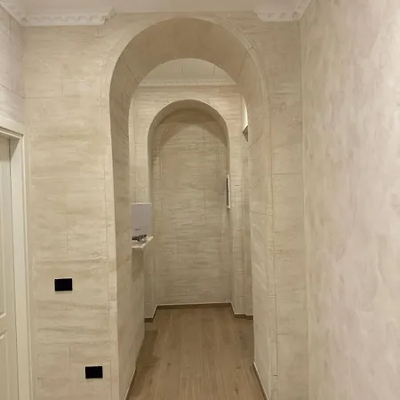 Santa Maria Maggiore Luxury Apartment *